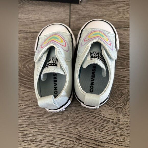 Converse Green and White Slip-On Sneakers with Rainbow Heart Design - Picture 4 of 6